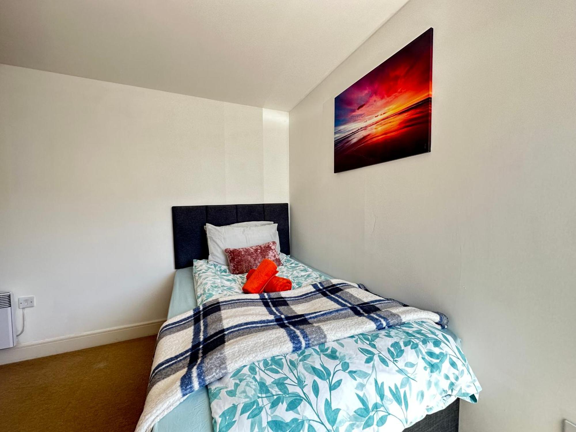Water Front Apt Walk To The Beach & City Centre Swansea Exteriér fotografie