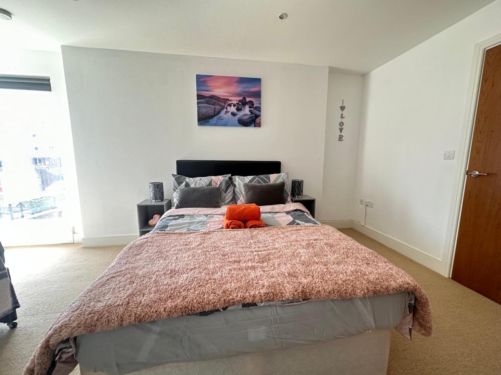 Water Front Apt Walk To The Beach & City Centre Swansea Exteriér fotografie